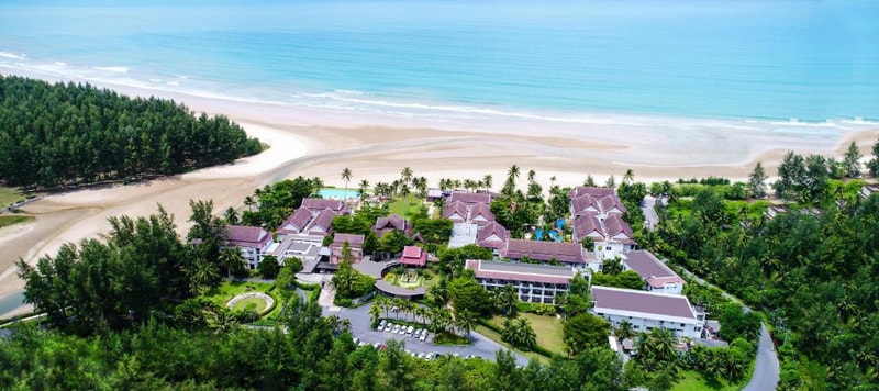 Apsara Beachfront Resort and Villa 01